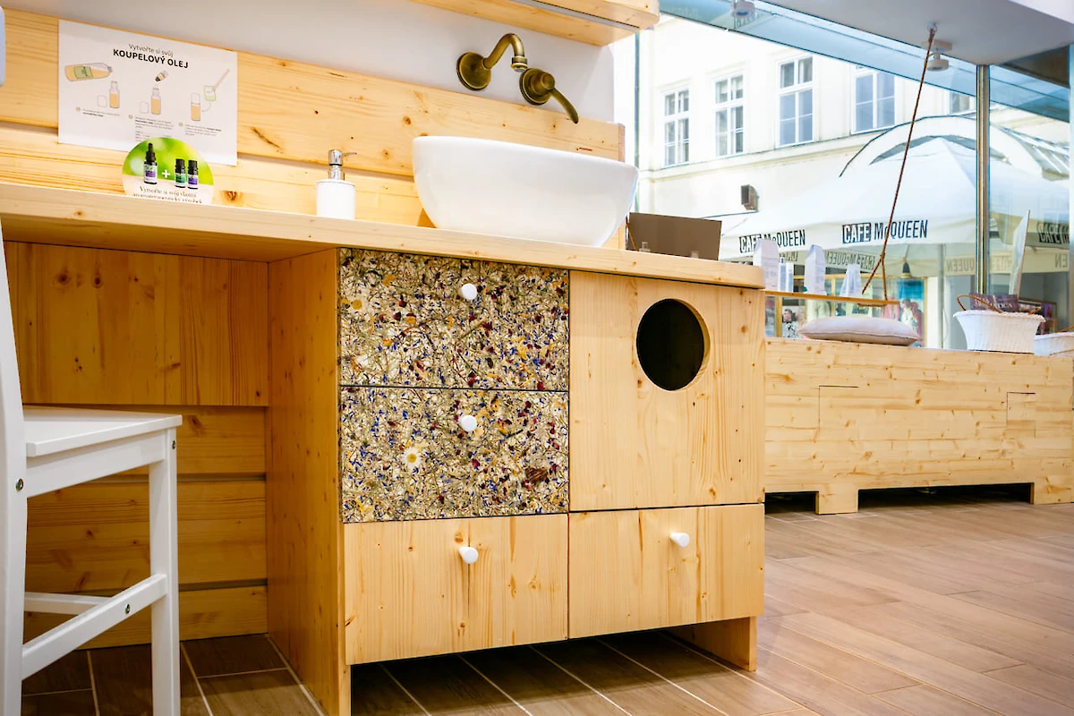 Ilustrační obrázek - vybavení a nábytek prodejny