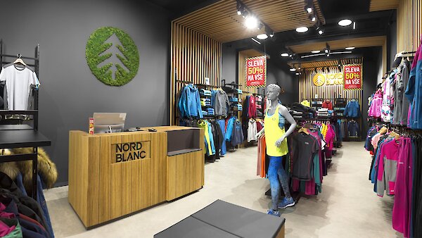 Interiér prodejny se sportovním oblečením