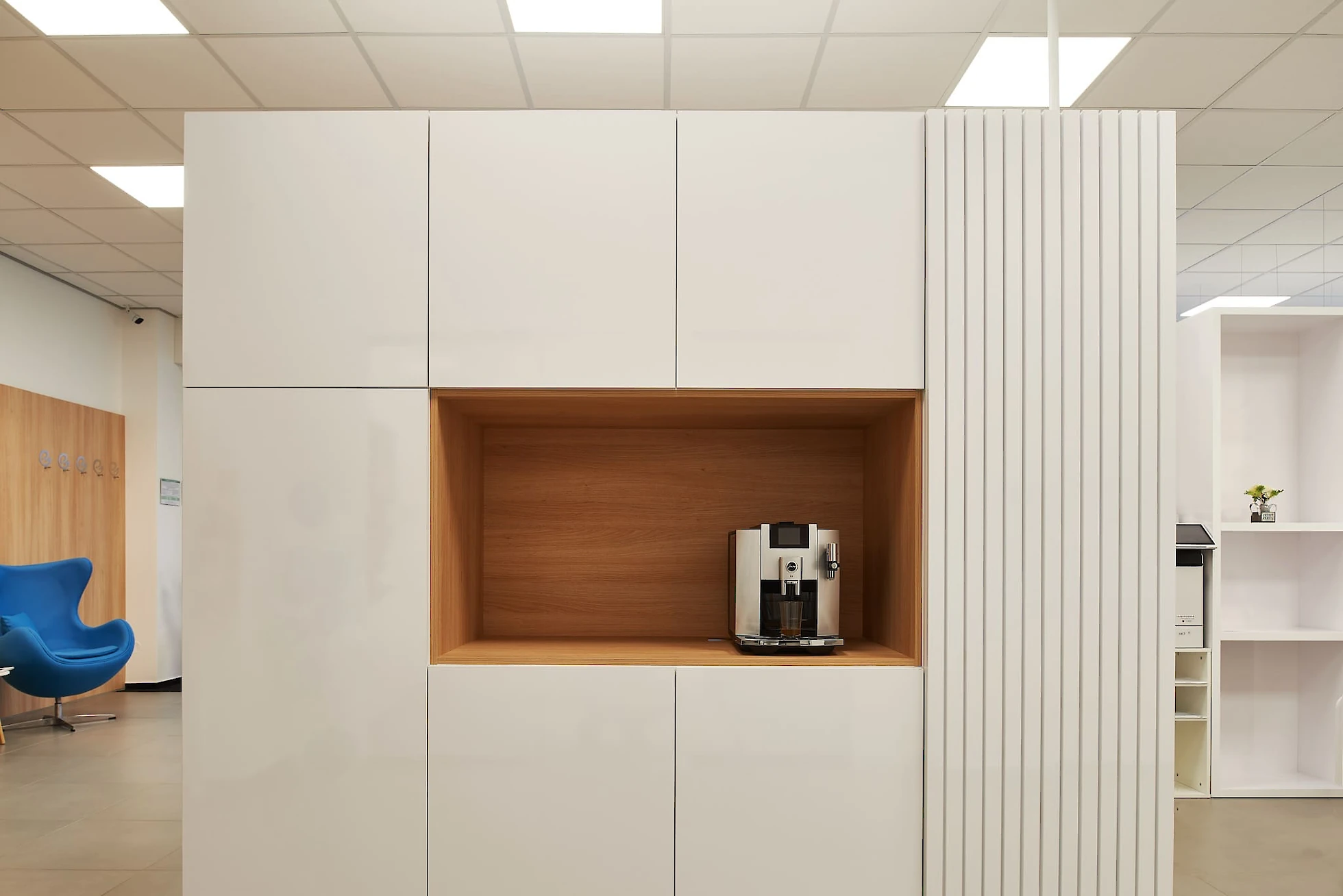 Skříňky s kávovarem