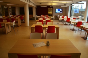 Nábytek do restaurace na míru