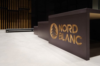 Interiér prodejny NordNBlanc na míru