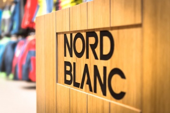 Interiér prodejny na míru - NordBlanc OC Letňany