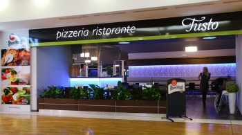 Vybavení interiéru restaurace Tusto na míru